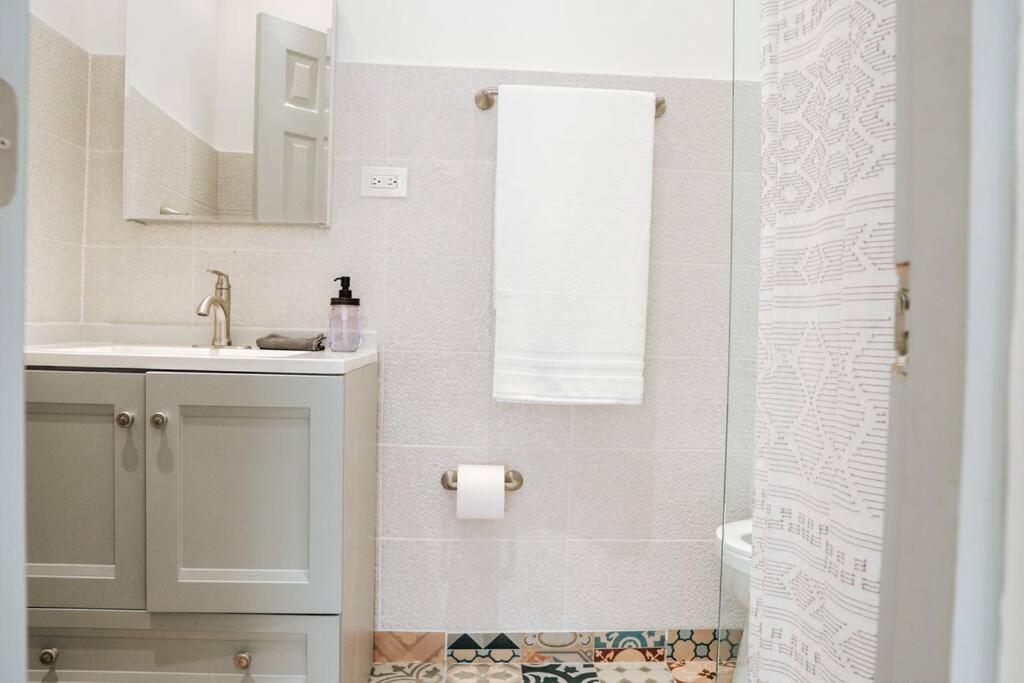 Apartament Comfy & Bright Apt @ Calle Loiza - Walk To Beach / Calle Loiza Abajo -N San Juan Zewnętrze zdjęcie